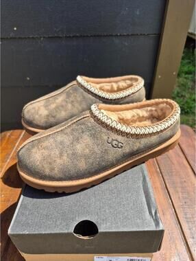 UGG Tasman Baxter II Men’s Clogs Slippers Comfort Shoes Suede US 8 NEW $125 MSRP
